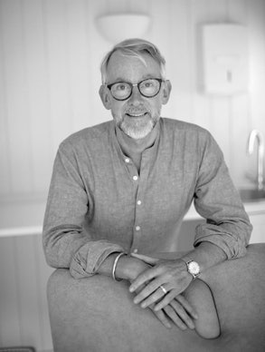 Chris Buckley